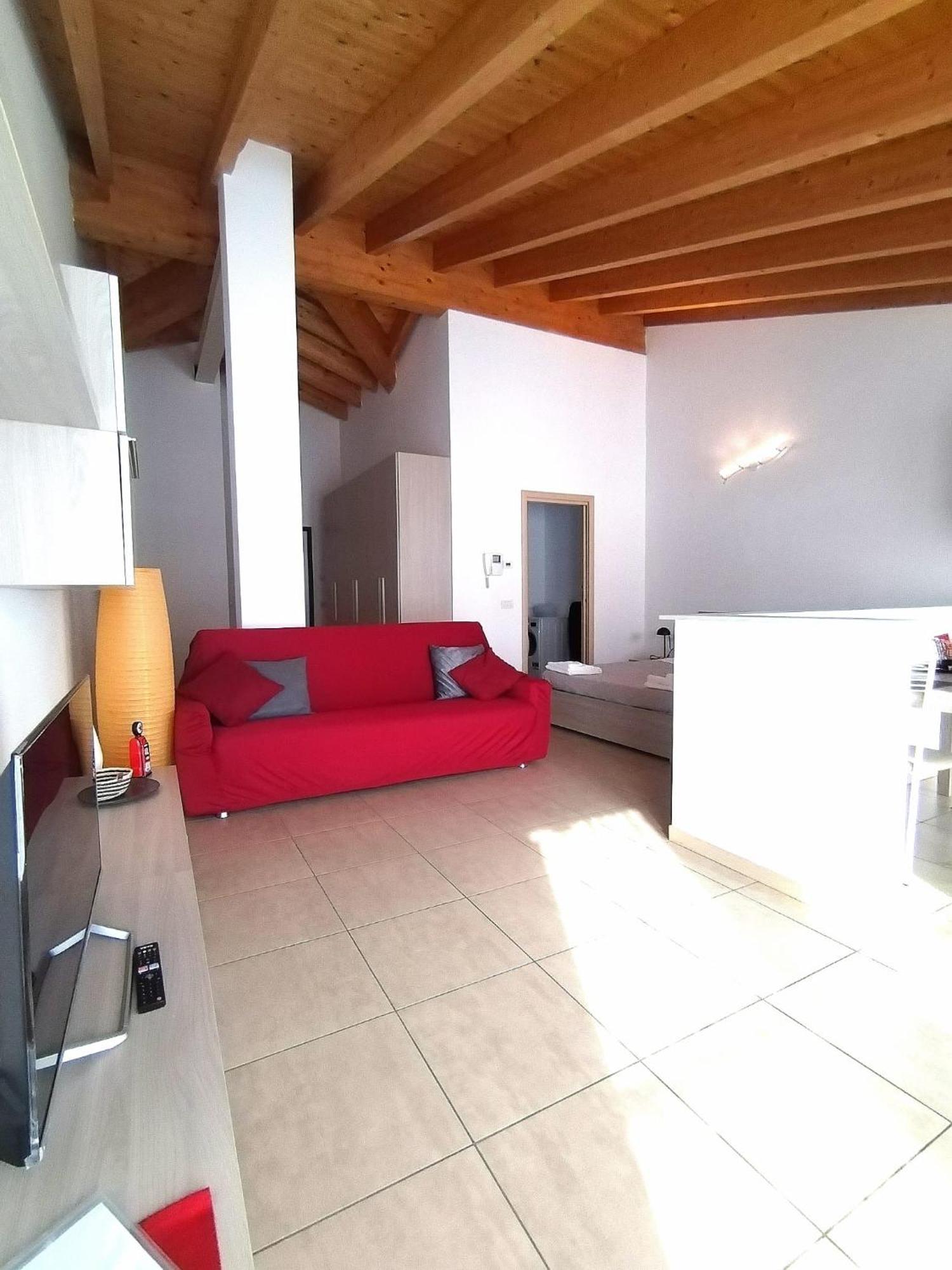 Travedona Loft By Lake Ixihome Esterno foto